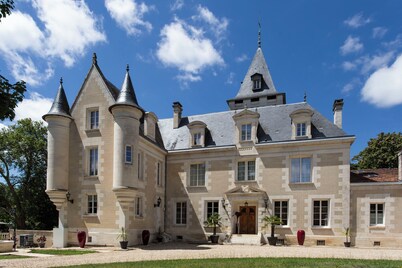 Wild & Free" air-conditioned apartment at the Château de Bellevue stud farm
