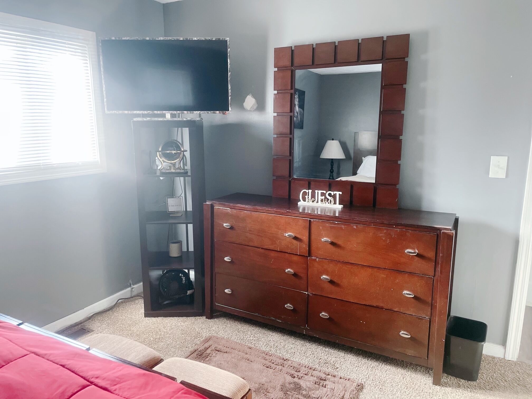 2 多间卧室、熨斗/熨衣板、免费 WiFi、床单