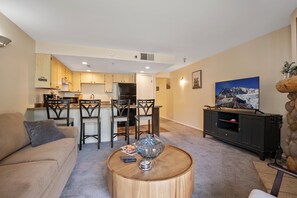 Powder Pointe A103 | Living area | 40-inch flat-screen TV with cable channels, TV