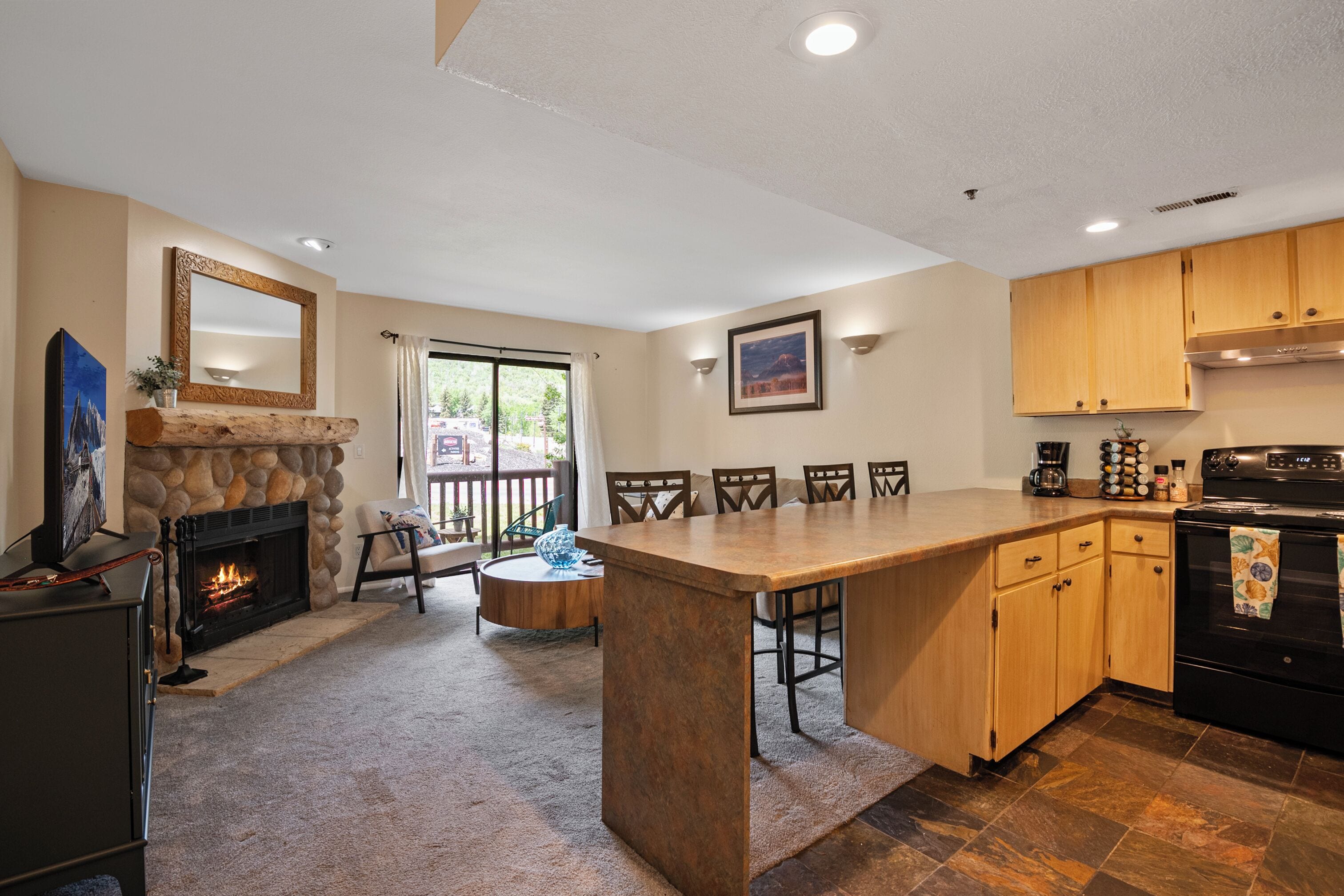 Powder Pointe A103 | Living area | 40-inch flat-screen TV with cable channels, TV