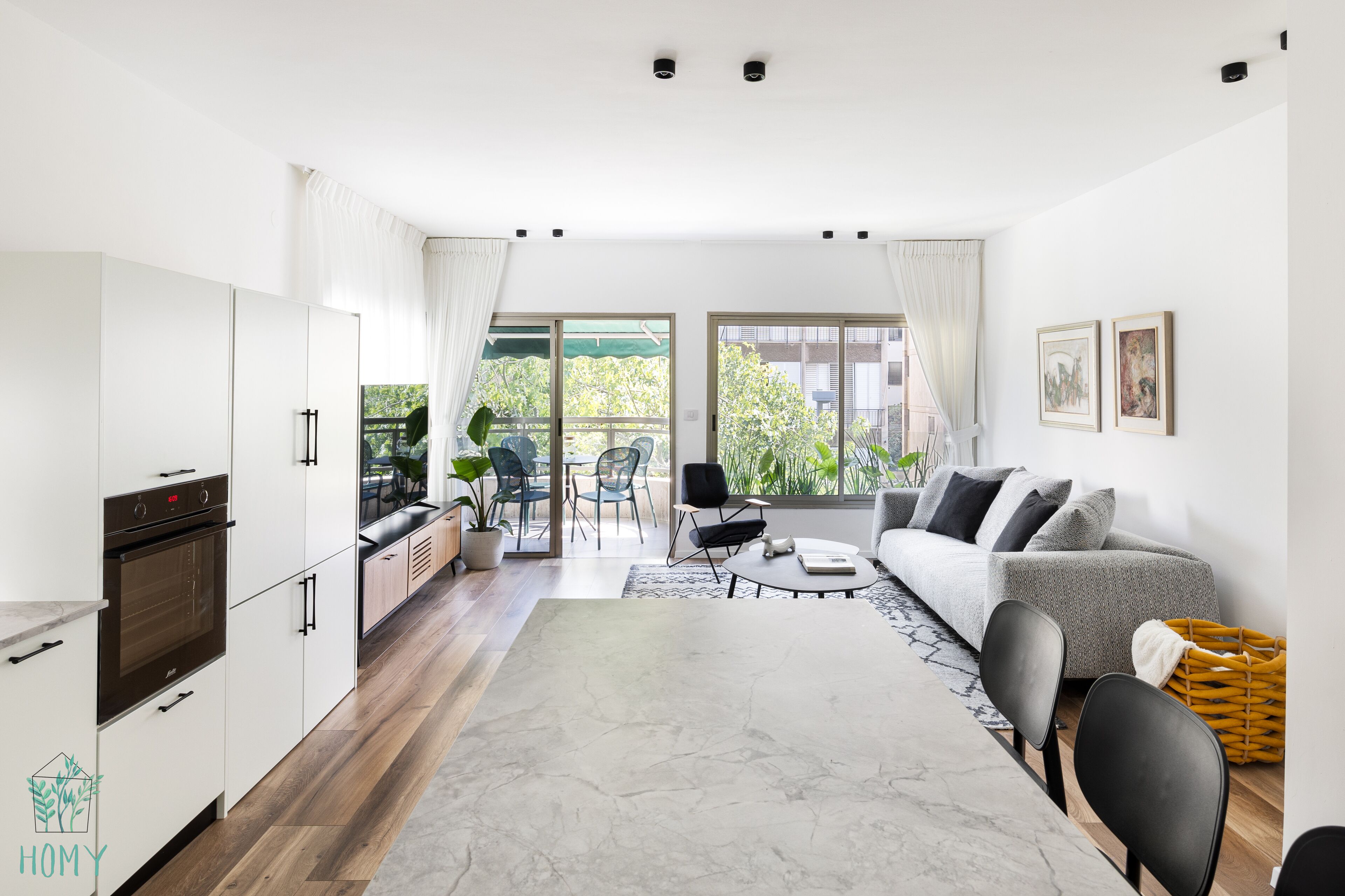 2BR Apartment (Yona Hanavi #23 St.) | Área de sala de estar