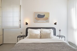 2BR Apartment (Hayarkon #284 St.)