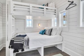 Cottage (2 Bedrooms) | Interior