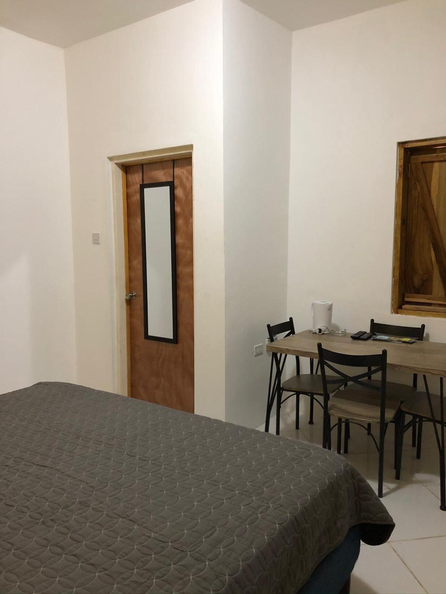 Studio | Seterika/papan seterika, Wi-fi percuma, cadar katil 