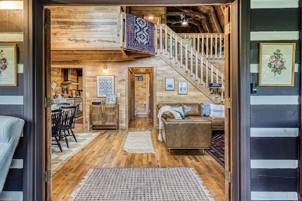 Smart TV, fireplace, video games, DVD player