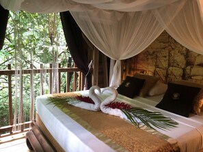 1 bedroom, desk, free WiFi, bed sheets