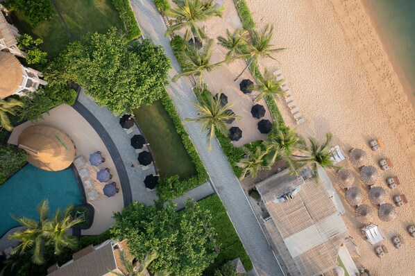 Property grounds - Holiday Inn Resort Samui Bophut Beach (Koh Samui)