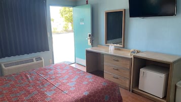 Kamar Single Basic | Tirai kedap cahaya dan Wi-Fi gratis