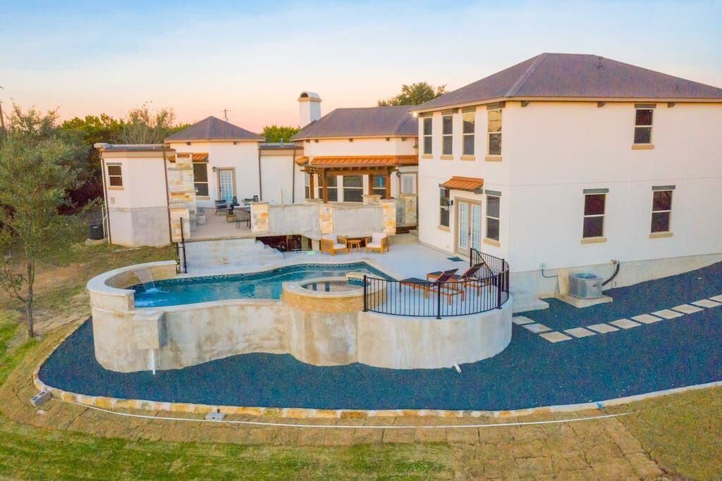 7 Bedroom | Sleep 26 | Pool | Hot Tub | Pool Table