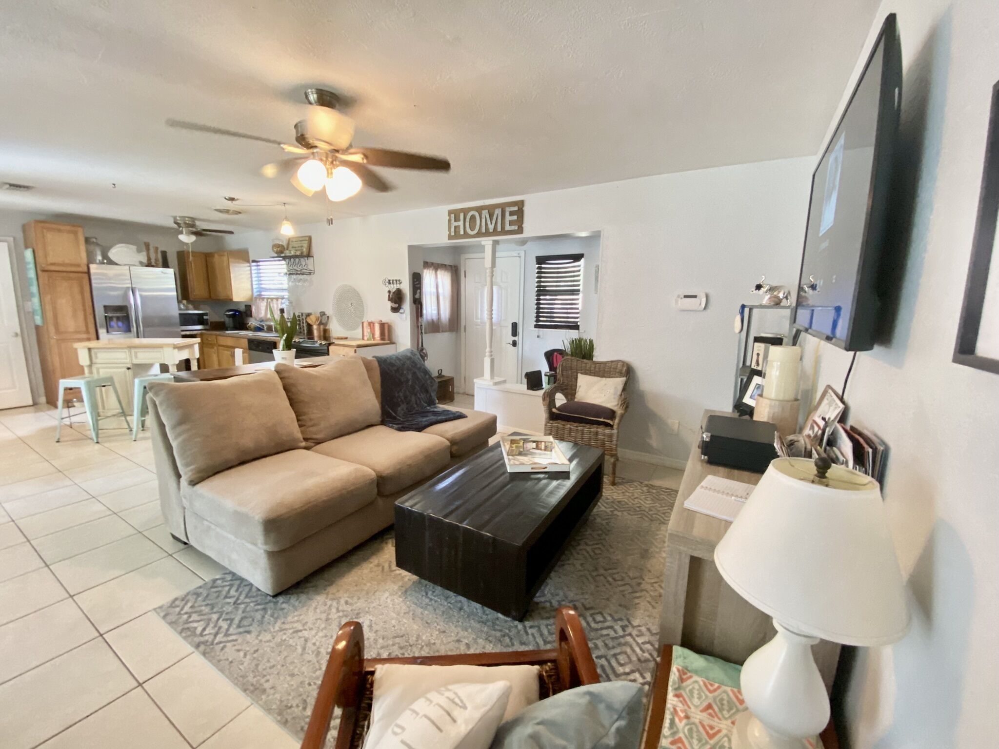 Smart TV, books, stereo, printers