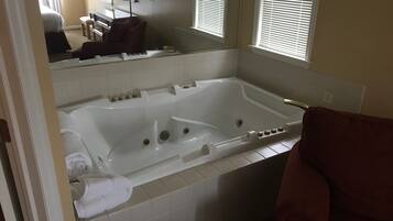 3 多间卧室、WiFi