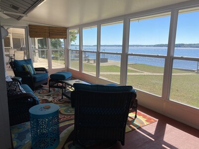 Amazing Grace a 4- Bedroom Peaceful Gateway House on Lake D'Arbonne.