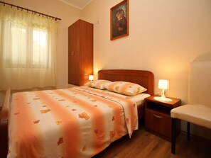 2 bedrooms, Internet, bed sheets - Apartments Ivanka (64111-A1) - Soline - island Krk (Soline - island Krk)