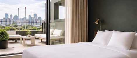 Bureau, fer et planche Ă repasser, accĂšs au Wi-Fi (inclus)