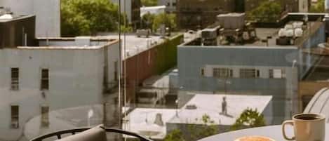 Rom – standard, 1 queensize-seng, balkong (Shower) | Utsikt fra balkong