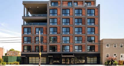 Dutch Hotel Long Island City New York , Belvilla District 6 Formerly Sonder