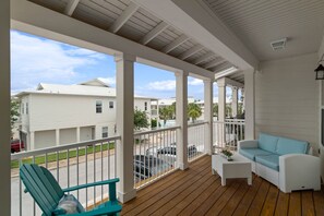 Property grounds - Crystal Beach Dream with Pool, Dog Park, and Beach Access (Destin)