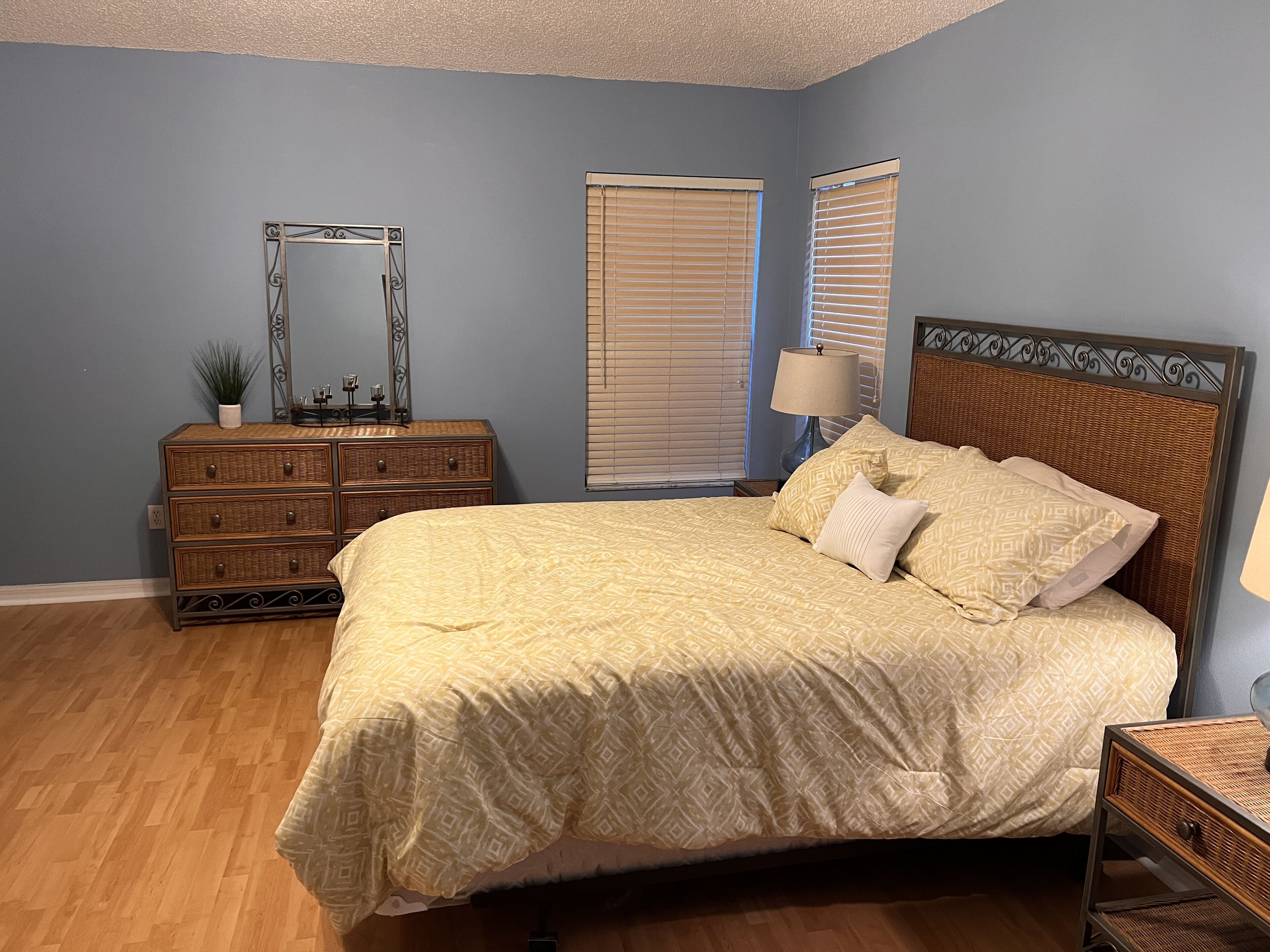 Location, location, location!- minutes from Spanish Springs  Lake Sumter Landing