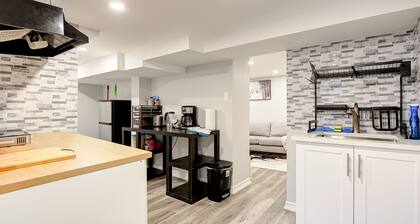 1 Bedroom Apartment Downtown - Close to Hospital and University