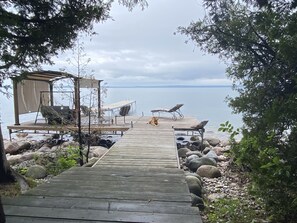 Property grounds - Waterfront Luxury 5 bedroom Georgian Bay Cottage (Tiny)
