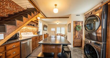 The Carriage House at Parker's Place