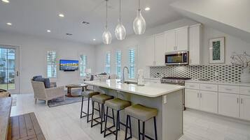 Cottage (2 Bedrooms) | Interior