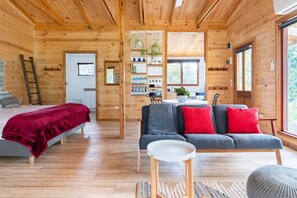 1 chambre, fer et planche à repasser, lit parapluie, Wi-Fi gratuit