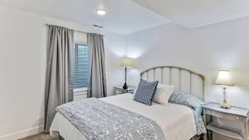 3 bedrooms, iron/ironing board, travel cot, free WiFi