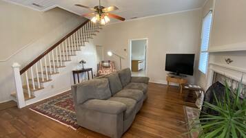 Smart TV, fireplace, DVD player, books