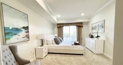 Long Beach Garden Home