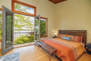 5 habitaciones, tabla de planchar con plancha, wifi y ropa de cama 