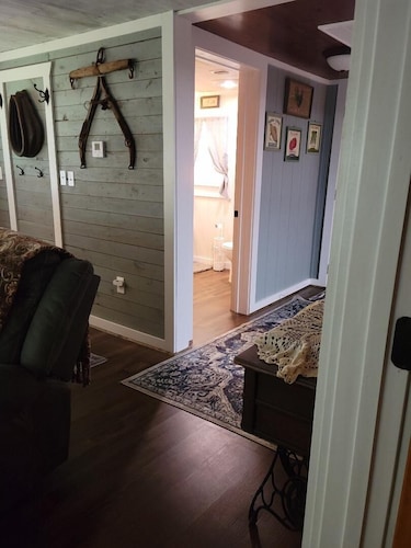 The Little Branch house, vintage and charming!