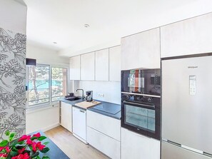 Microwave, oven, dishwasher, toaster