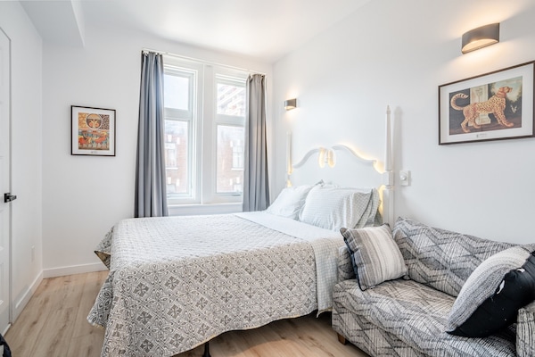 Comfort tweepersoonskamer (302) | Pillowtop-bedden, individueel gedecoreerd, individueel gemeubileerd