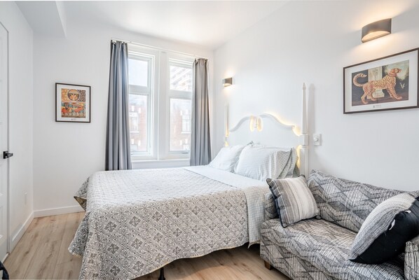 Comfort Double Room (302) | 1 bedroom, pillowtop beds, individually decorated