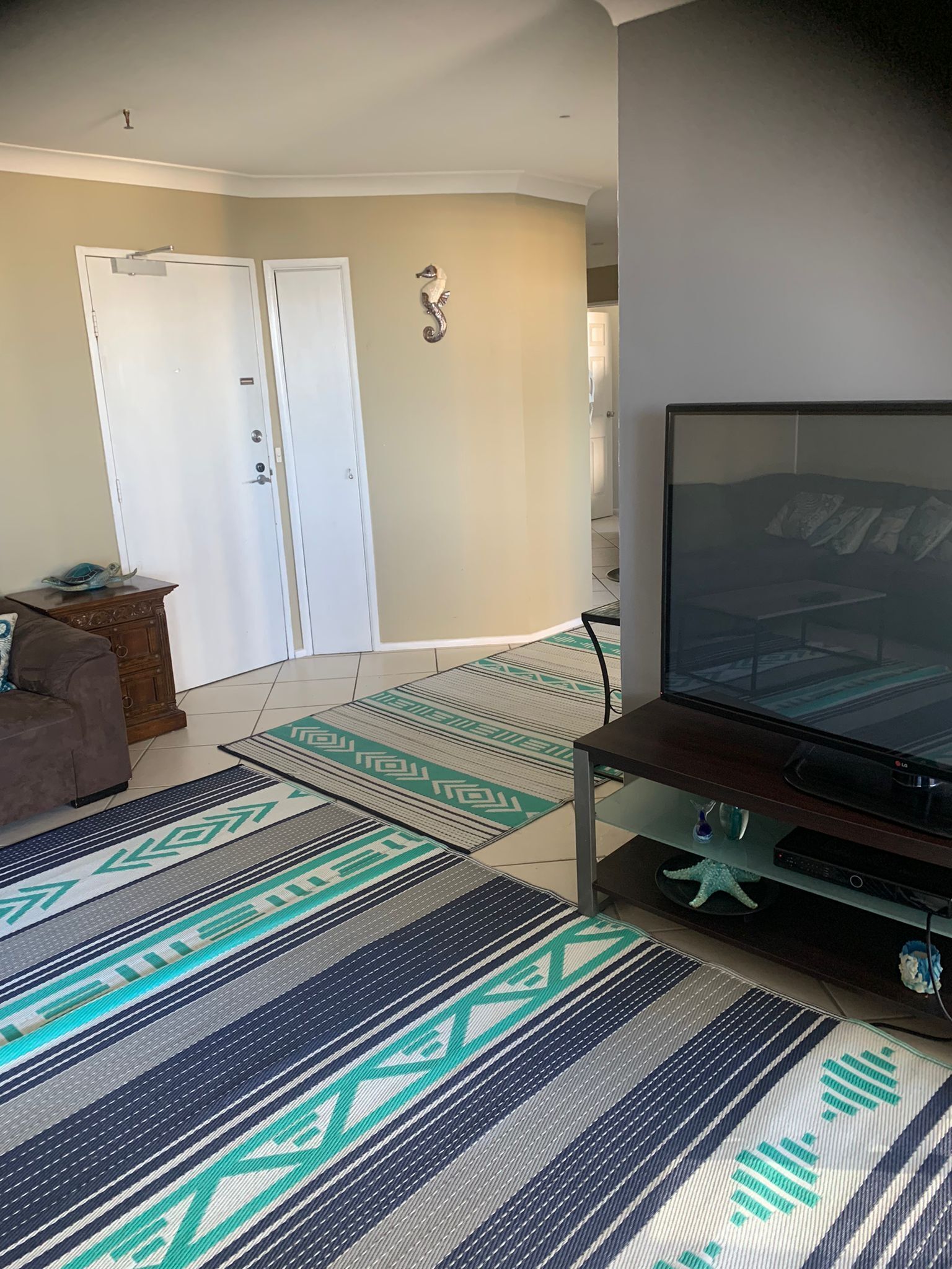 Oceanfront hear the waves beautiful views marine themed unit