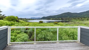 Casa de ciudad, varias camas (Lakeside Haven) | Balcón
