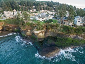 Pool - Pirate's Cove (Depoe Bay)
