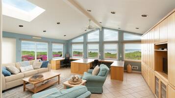 House, Multiple Beds (Pacific Sands) | Interior