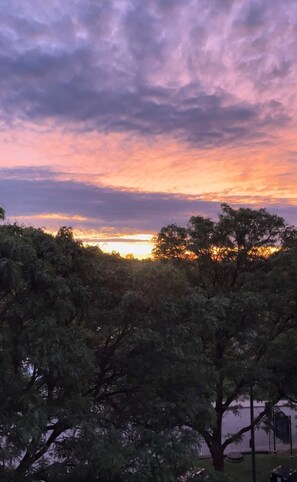 Exterior - Stratford Suites - 32 Ontario St. (Stratford)