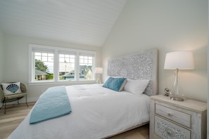House, Multiple Beds (Hydrangea House)