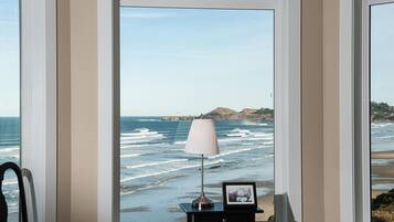Condo, Multiple Beds (Michael's Beach Place @ Shoreline Rid) | Balcony