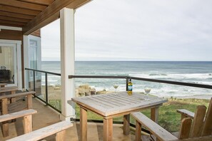 Balcony - Michael's Beach Place @ Shoreline Ridge (Newport)