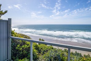 Casa, várias camas (Lawton's View) | Sacada