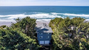 House, Multiple Beds (Lawton's View) | Exterior - Lawton's View (Lincoln City)