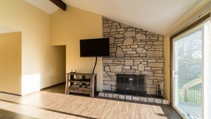 House, Multiple Beds (Necanicum West) | Private kitchen - Necanicum West (Seaside)