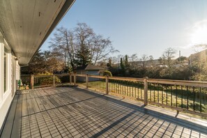 House, Multiple Beds (Necanicum West) | Balcony