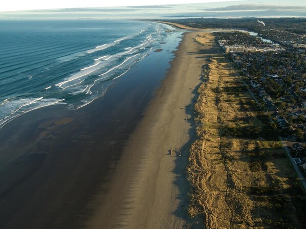 하우스, 침대(여러 개) (Necanicum West) | 해변