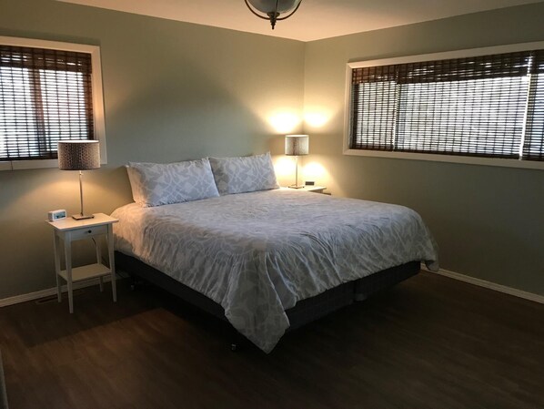 Casa, varias camas (Necanicum West) | Internet
