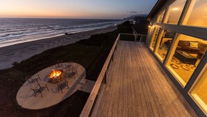 House, Multiple Beds (Pacific Breeze) | Property grounds - Pacific Breeze (Lincoln City)